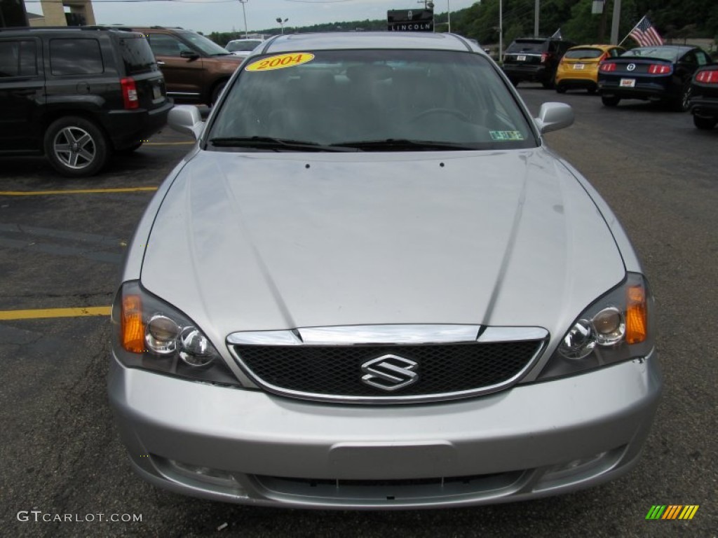 2004 Verona EX - Titanium Silver Metallic / Gray photo #12