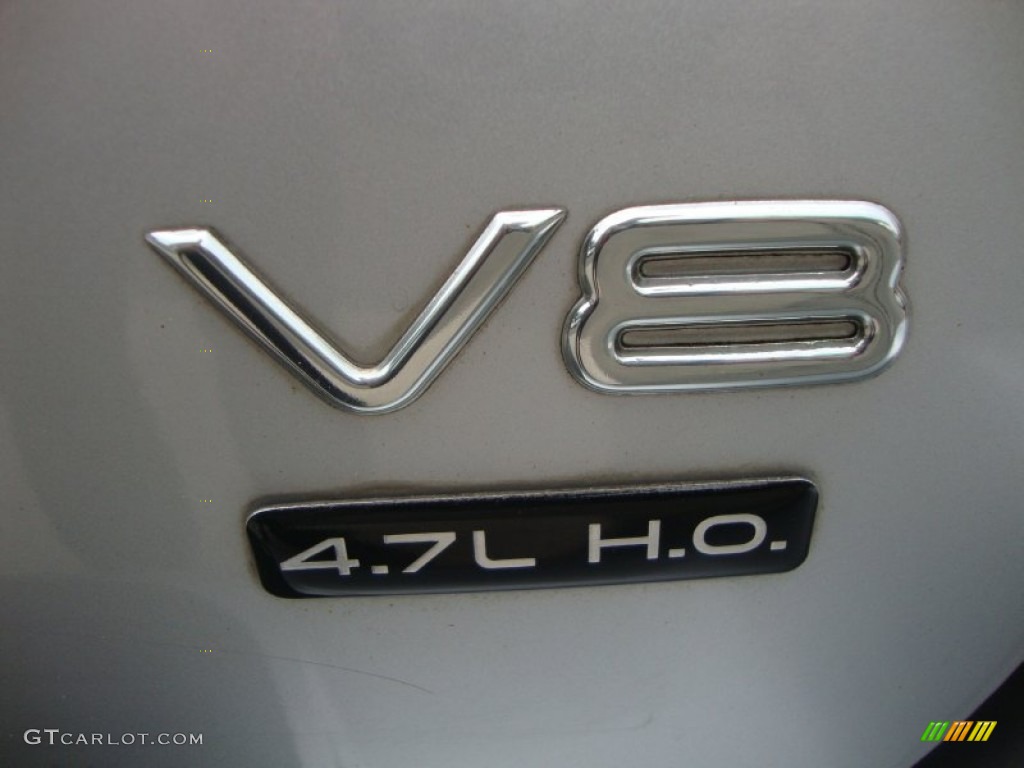 2004 Jeep Grand Cherokee Overland 4x4 Marks and Logos Photo #50494705