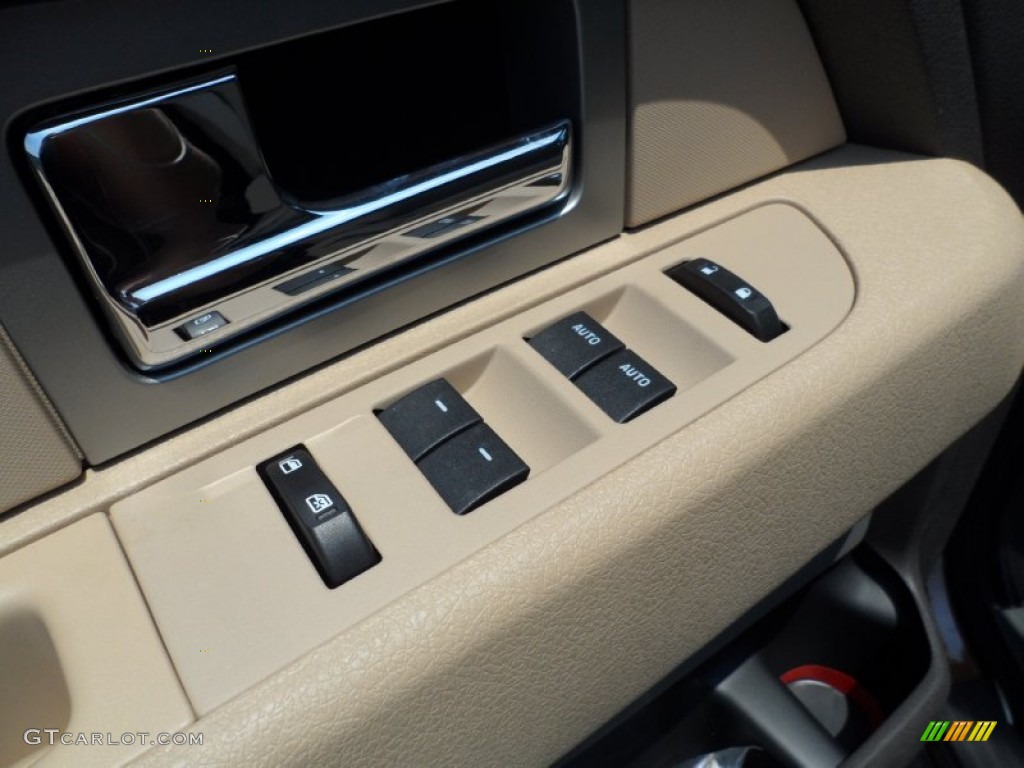2011 Ford F150 XLT SuperCrew 4x4 Controls Photo #50497462