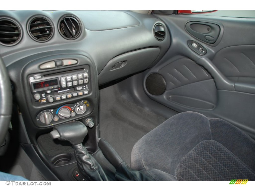 Dark Pewter Interior 2001 Pontiac Grand Am GT Coupe Photo #50499578