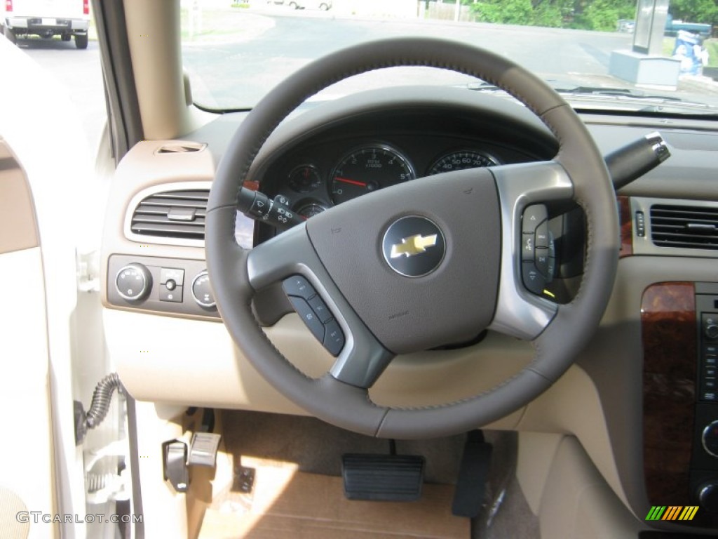 2011 Chevrolet Avalanche LTZ 4x4 Dark Cashmere/Light Cashmere Steering Wheel Photo #50502448