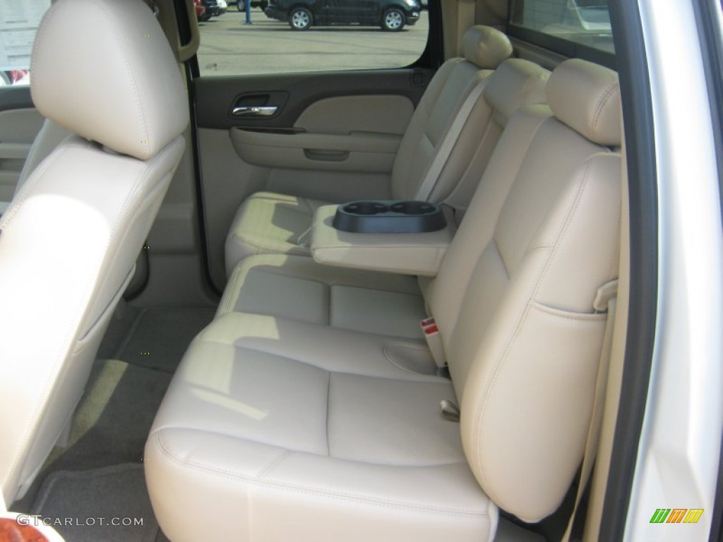 Dark Cashmere/Light Cashmere Interior 2011 Chevrolet Avalanche LTZ 4x4 Photo #50502535