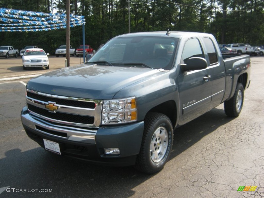 2011 Silverado 1500 LT Extended Cab 4x4 - Blue Granite Metallic / Ebony photo #1