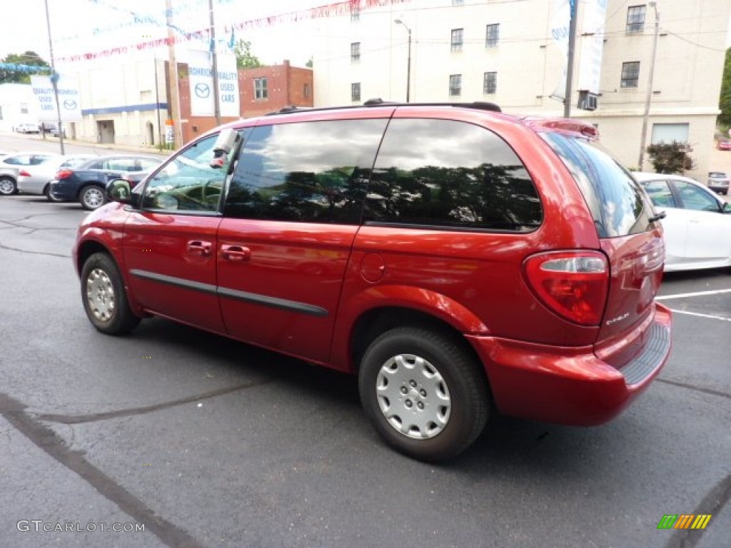 Inferno Red Tinted Pearlcoat 2003 Chrysler Voyager LX Exterior Photo #50503942