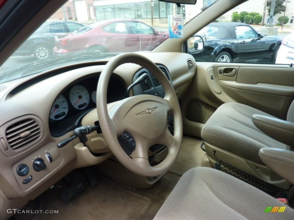 Taupe Interior 2003 Chrysler Voyager LX Photo #50504128