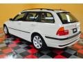 Alpine White - 3 Series 325i Wagon Photo No. 3