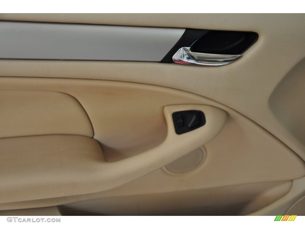 2004 3 Series 325i Wagon - Alpine White / Sand photo #10