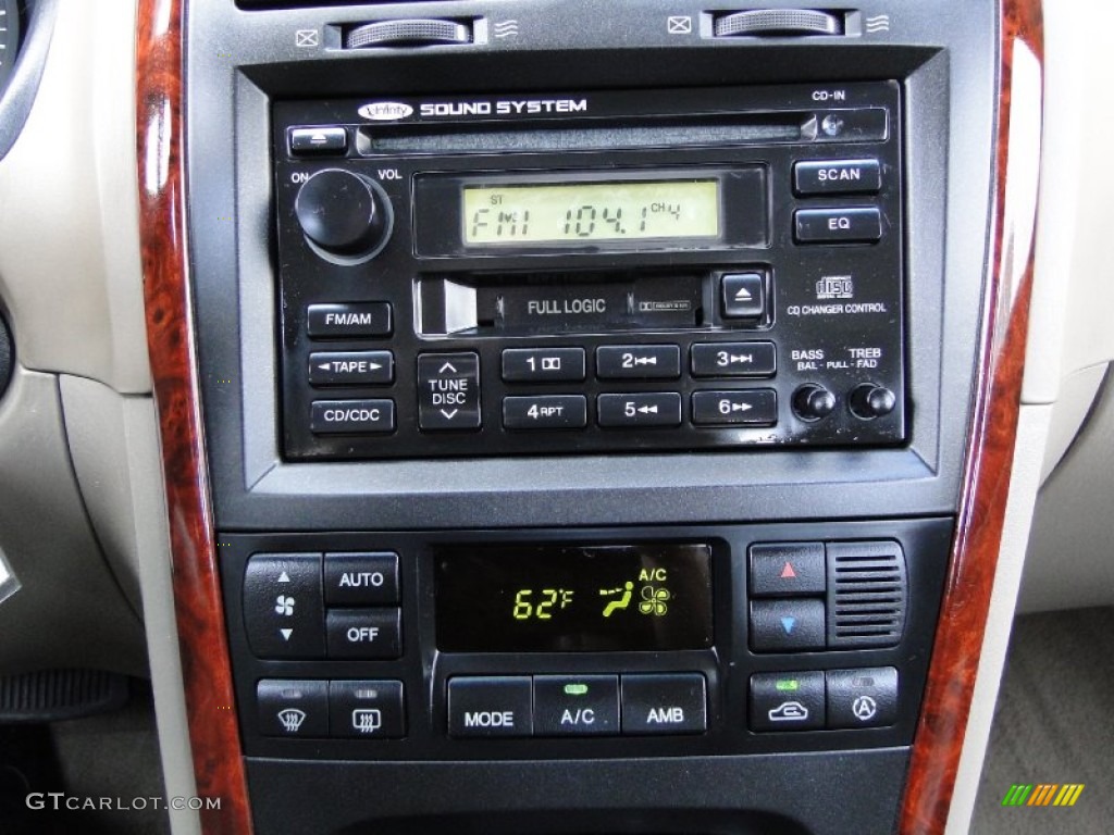 2006 Kia Optima EX V6 Controls Photo #50506444