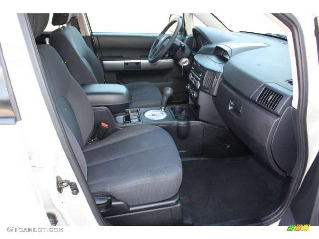 Charcoal Interior 2006 Mitsubishi Endeavor LS Photo #50506657