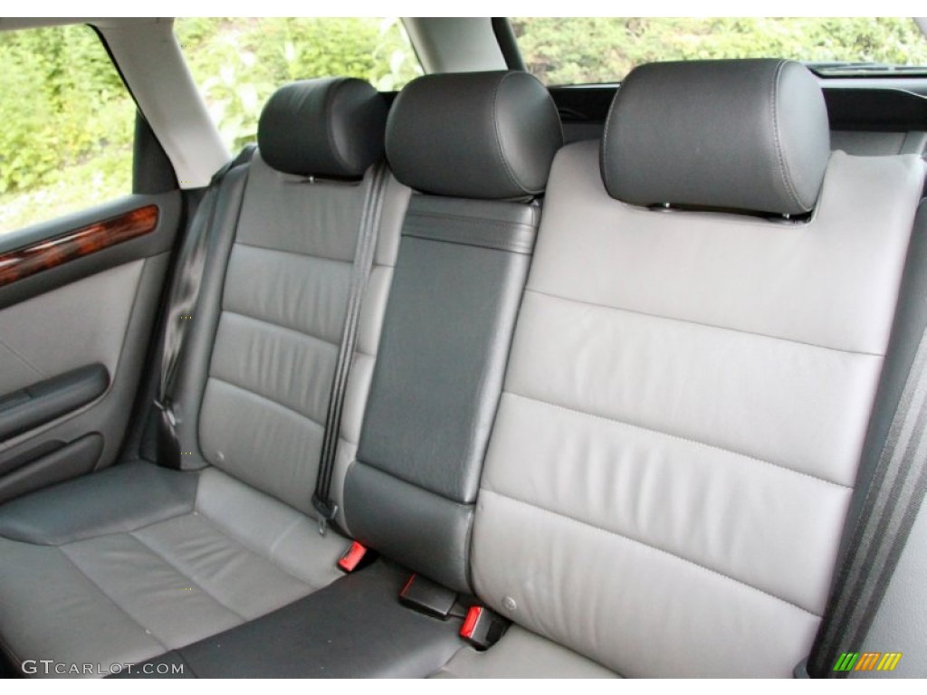 Platinum/Saber Black Interior 2004 Audi Allroad 4.2 quattro Avant Photo #50509333
