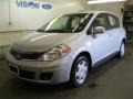 Brillant Silver - Versa 1.8 S Hatchback Photo No. 1