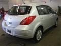 Brillant Silver - Versa 1.8 S Hatchback Photo No. 2