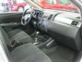 Brillant Silver - Versa 1.8 S Hatchback Photo No. 14