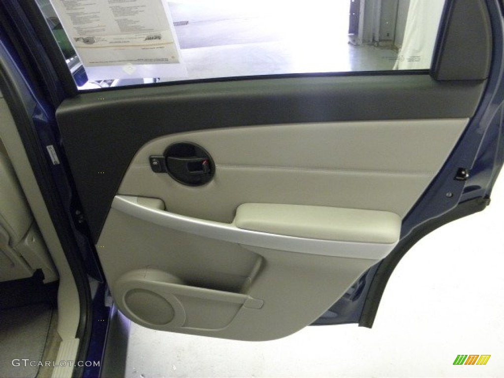 2008 Chevrolet Equinox LT AWD Light Cashmere Door Panel Photo #50512528