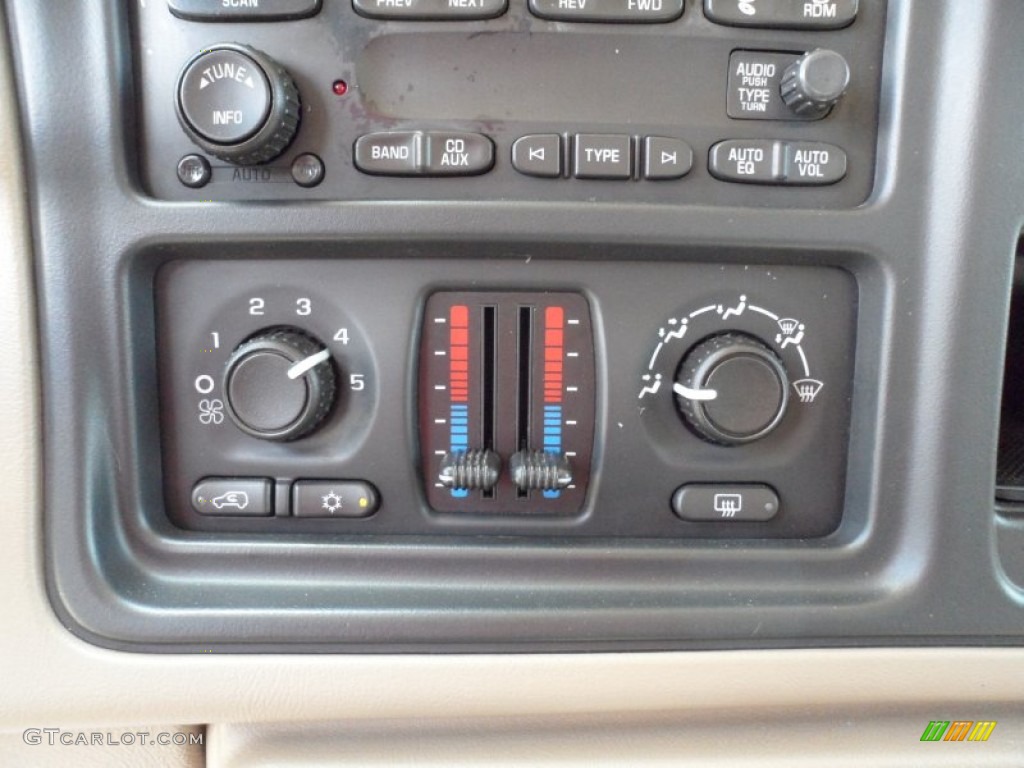2005 GMC Sierra 1500 Z71 Crew Cab 4x4 Controls Photos