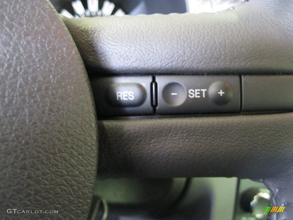 2008 Ford Mustang Bullitt Coupe Controls Photo #50513239