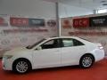 Super White - Camry XLE Photo No. 4