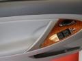 Super White - Camry XLE Photo No. 13