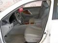 Super White - Camry XLE Photo No. 14
