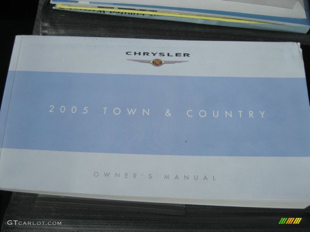2005 Town & Country LX - Bright Silver Metallic / Medium Slate Gray photo #26