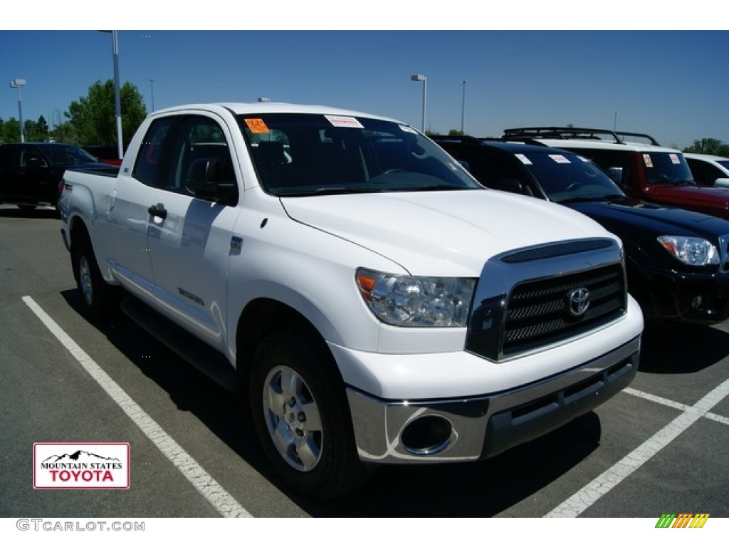 2008 Tundra SR5 TRD Double Cab 4x4 - Super White / Graphite Gray photo #1