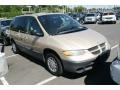 1999 Champagne Pearl Dodge Caravan LE #50501699