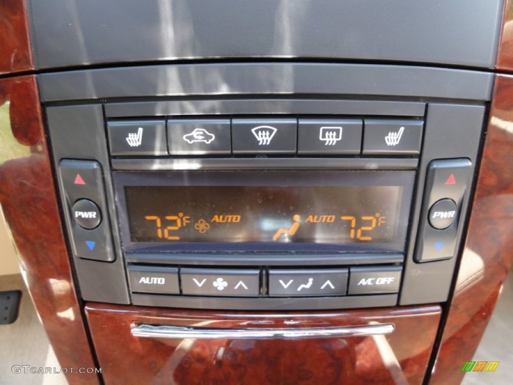 2006 Cadillac SRX V8 Controls Photo #50521960
