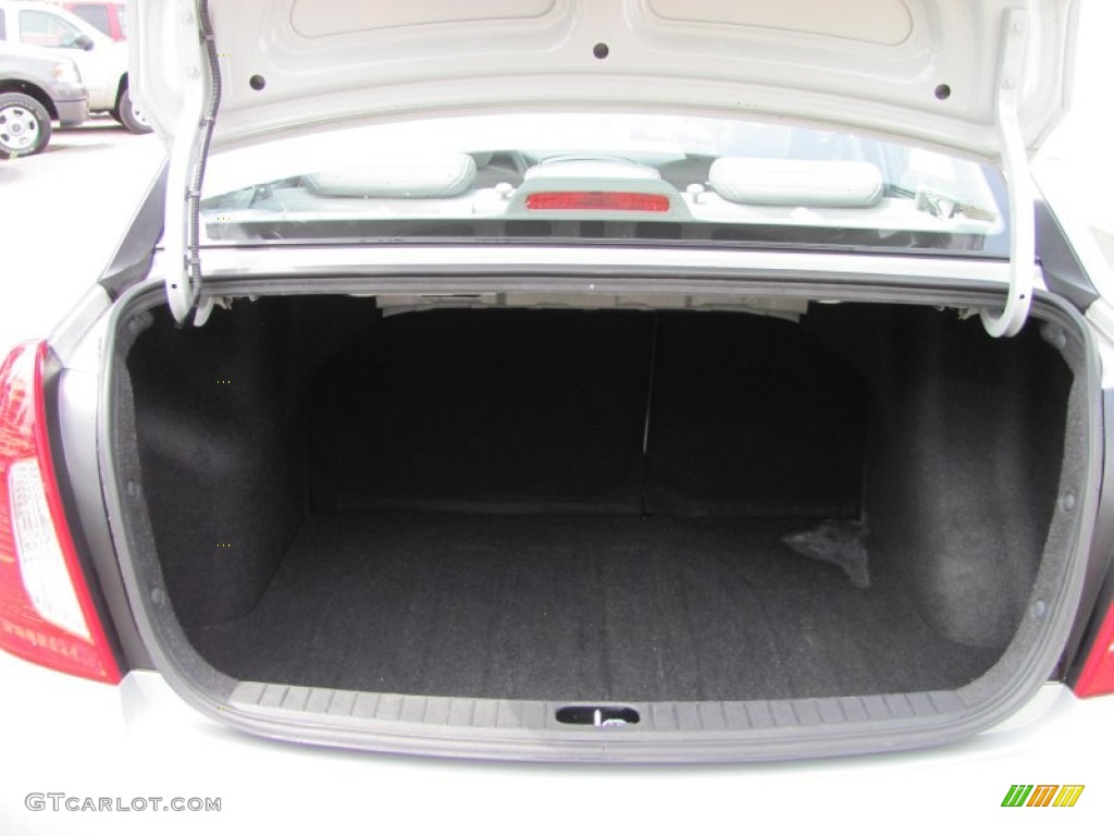 2009 Hyundai Accent GLS 4 Door Trunk Photo #50523901