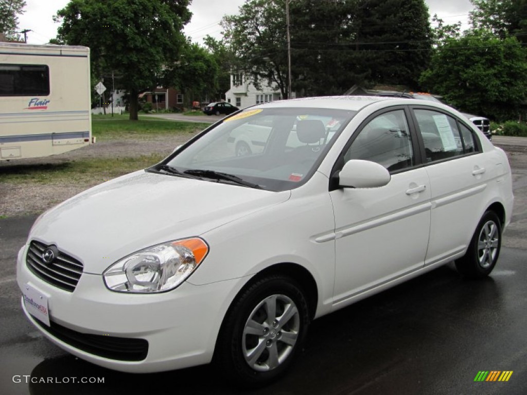 2009 Nordic White Hyundai Accent GLS 4 Door 50502240 Photo 14