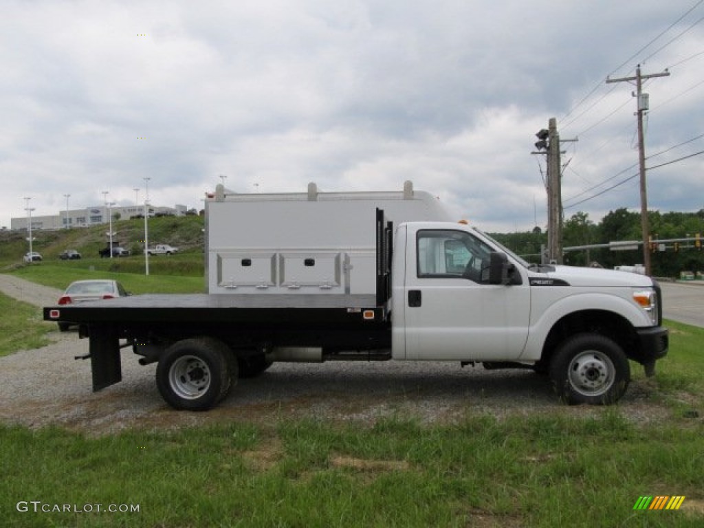Oxford White 2011 Ford F350 Super Duty XL Regular Cab 4x4 Chassis Stake Truck Exterior Photo #50524801