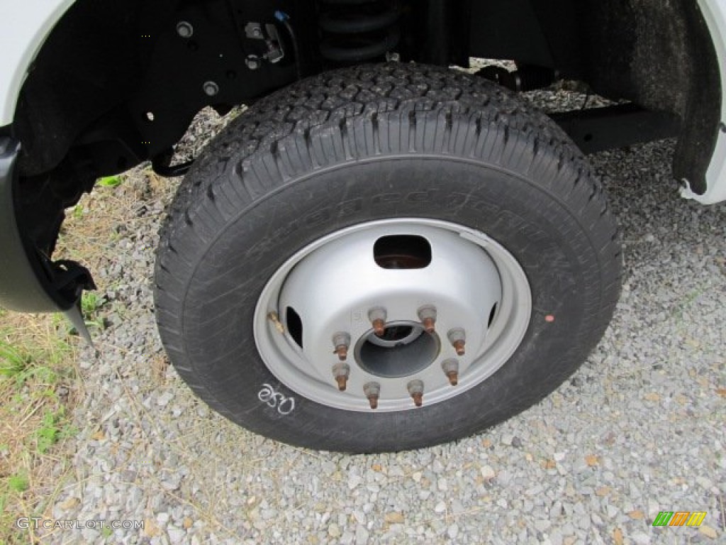 2011 Ford F350 Super Duty XL Regular Cab 4x4 Chassis Stake Truck Wheel Photo #50524870