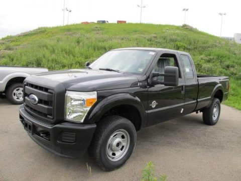 2011 Ford F350 Super Duty XL SuperCab 4x4 Data, Info and Specs