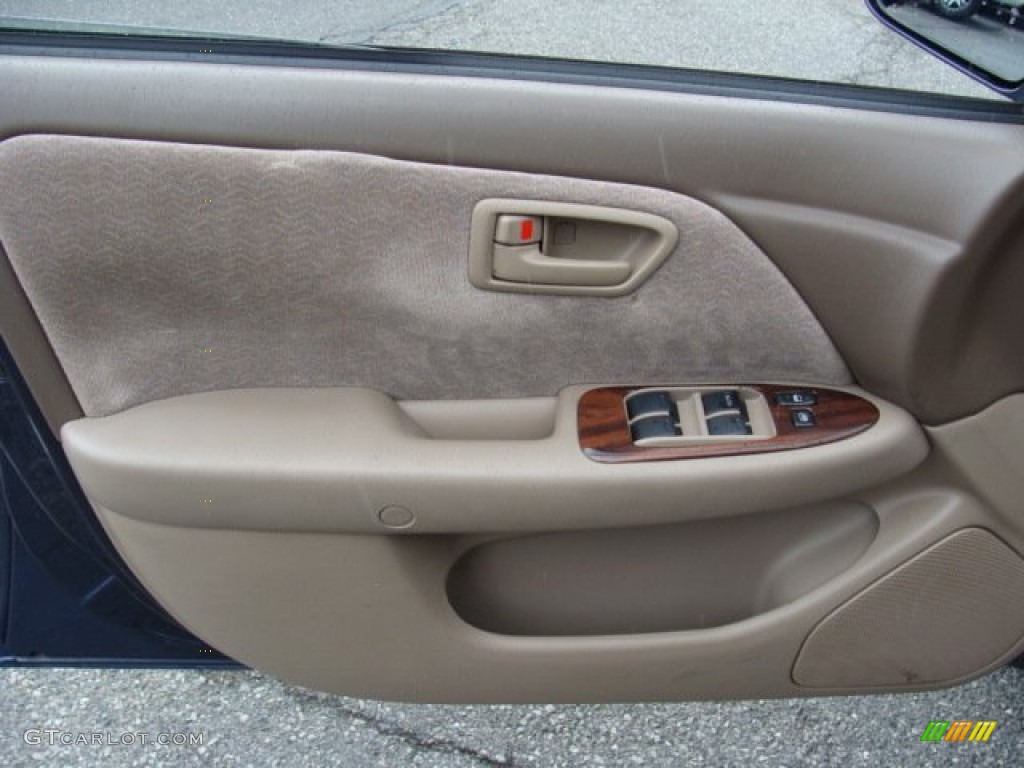 1998 Camry LE - Dark Blue / Oak photo #6
