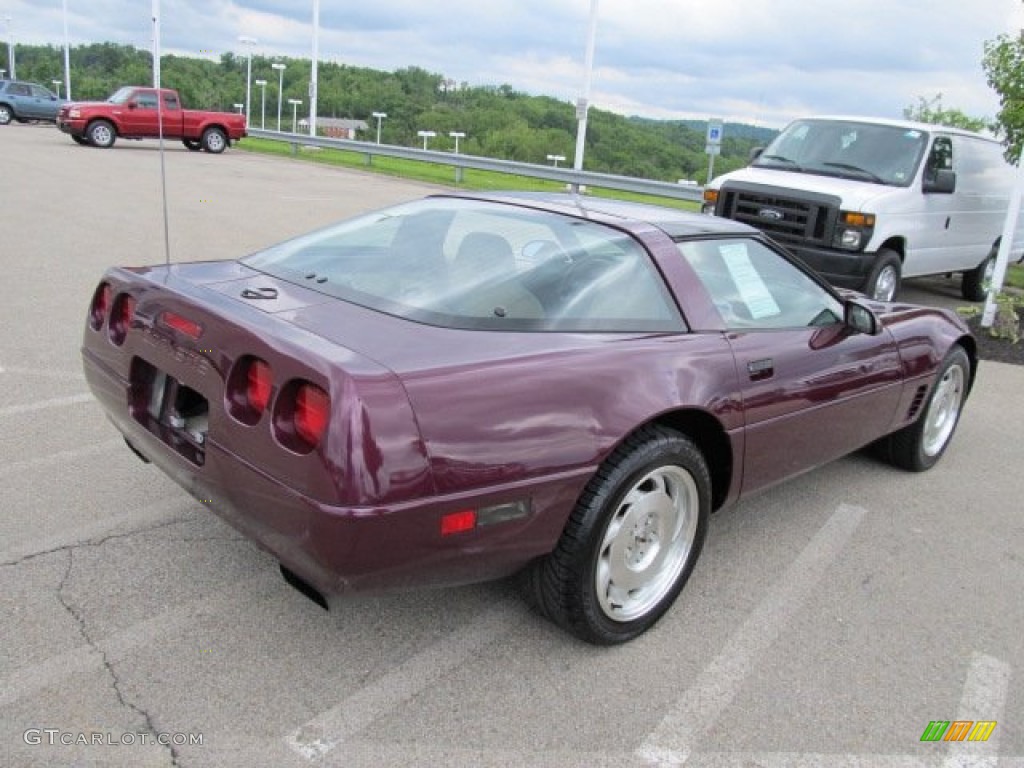 Dark Purple Metallic 1995 Chevrolet Corvette Coupe Exterior Photo #50526811