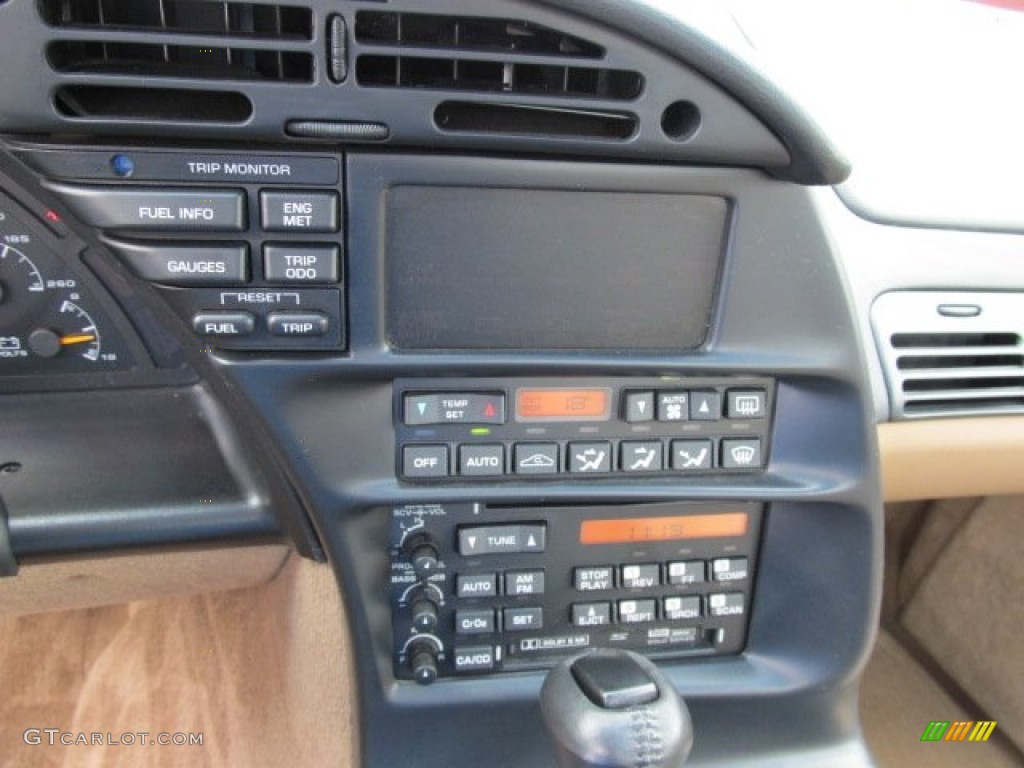 1995 Chevrolet Corvette Coupe Controls Photo #50526916