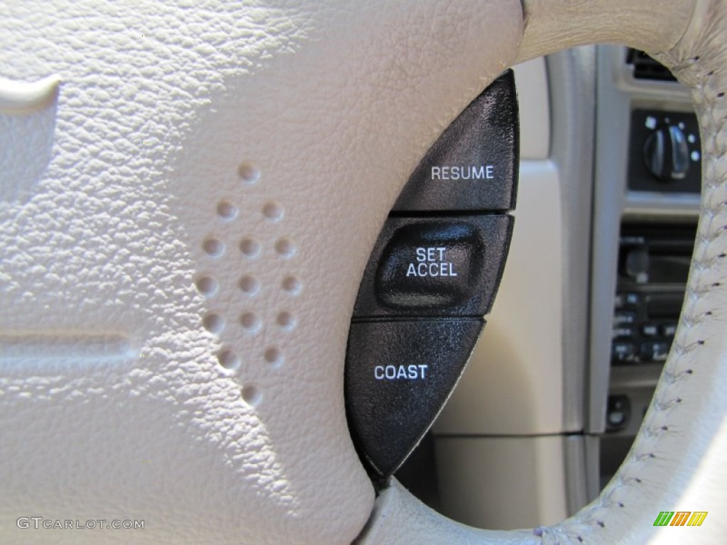 2002 Ford Mustang V6 Convertible Controls Photo #50527087