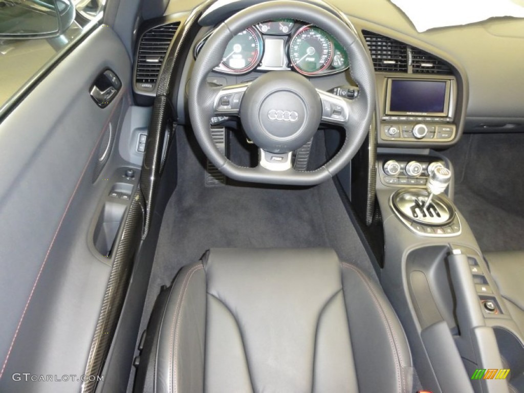 2011 Audi R8 Spyder 5.2 FSI quattro Black Fine Nappa Leather Dashboard Photo #50527354