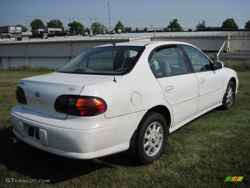 1997 Malibu Sedan - Bright White / Medium Grey photo #7