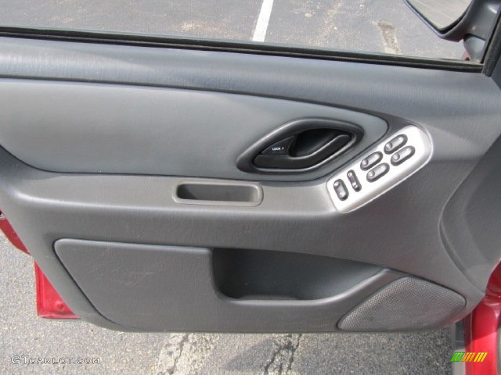 2007 Ford Escape XLT 4WD Door Panel Photos