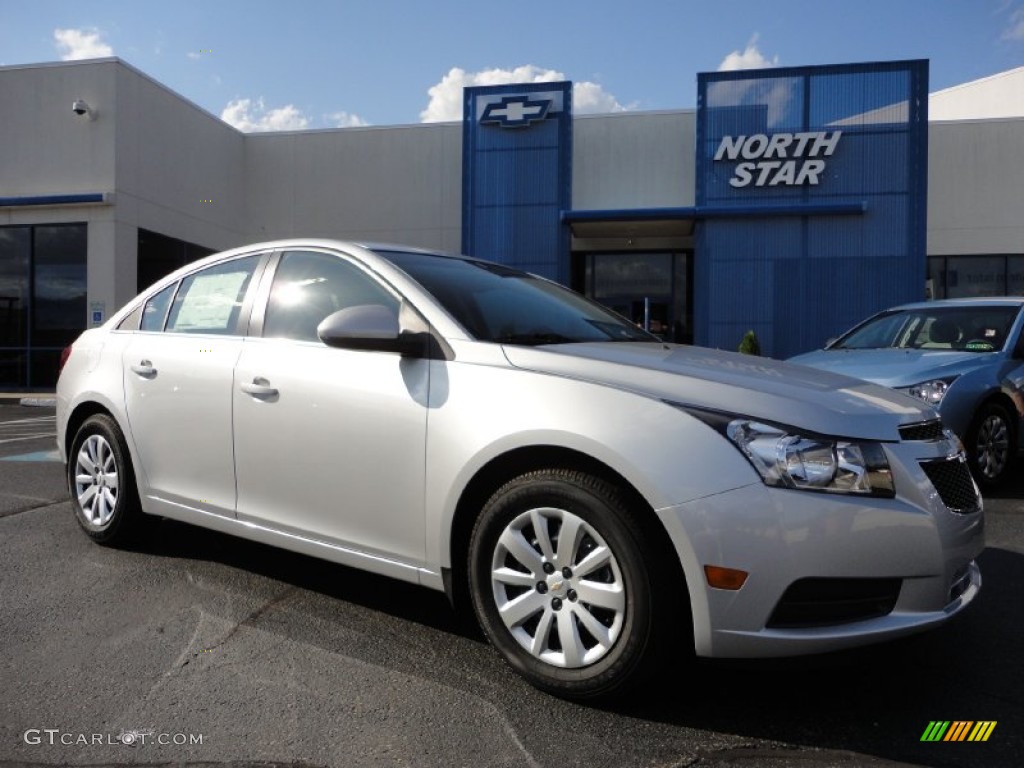 2011 Cruze LT - Silver Ice Metallic / Jet Black photo #1