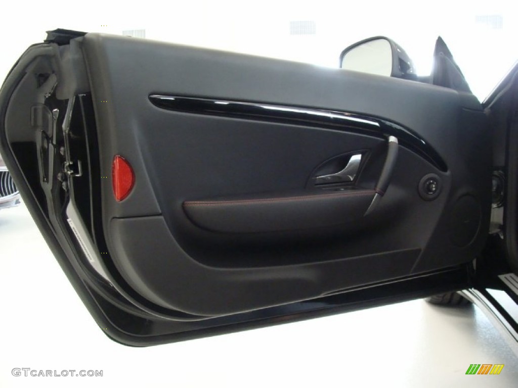 2011 Maserati GranTurismo Convertible GranCabrio Nero Door Panel Photo #50535787