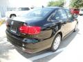 Black - Jetta SE Sedan Photo No. 7