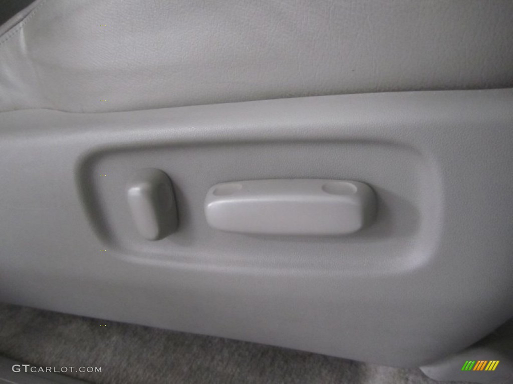 2004 4Runner Limited 4x4 - Galactic Gray Mica / Stone photo #21