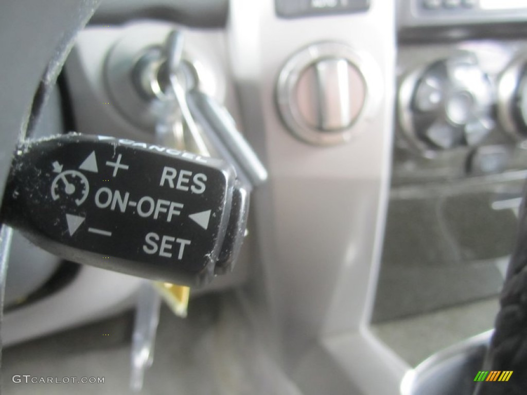 2004 4Runner Limited 4x4 - Galactic Gray Mica / Stone photo #30
