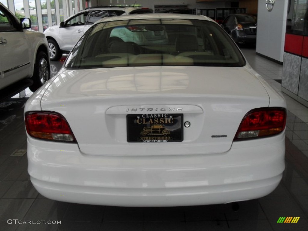 1999 Intrigue GL - Arctic White / Neutral photo #6