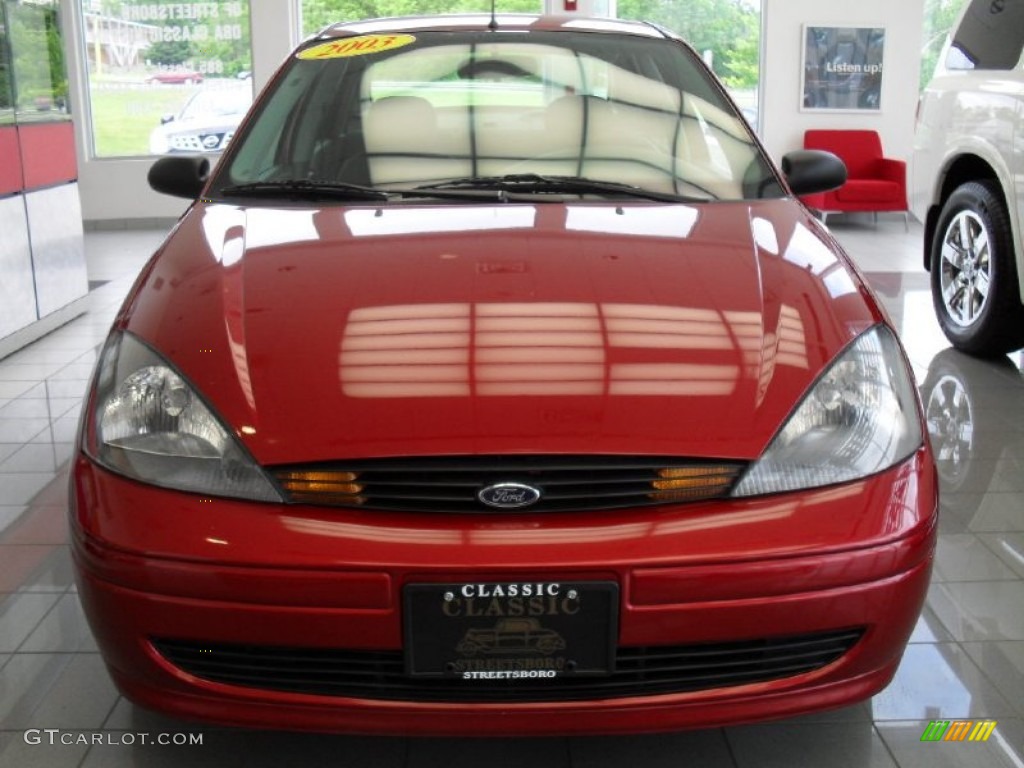 2003 Focus LX Sedan - Sangria Red Metallic / Medium Graphite photo #11