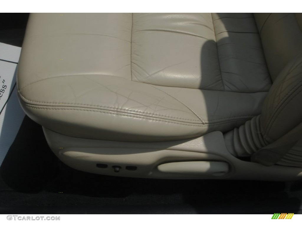 2001 Sebring Limited Convertible - Champagne Pearlcoat / Sandstone photo #18