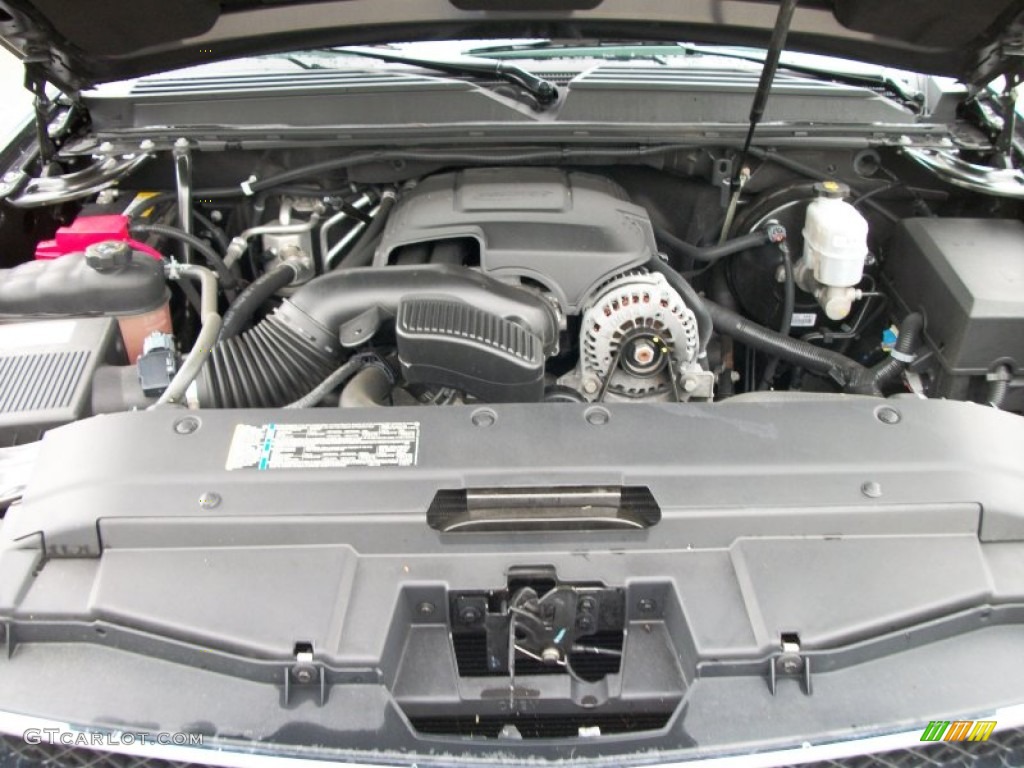 2010 Chevrolet Suburban LS 4x4 5.3 Liter Flex-Fuel OHV 16-Valve Vortec V8 Engine Photo #50539354