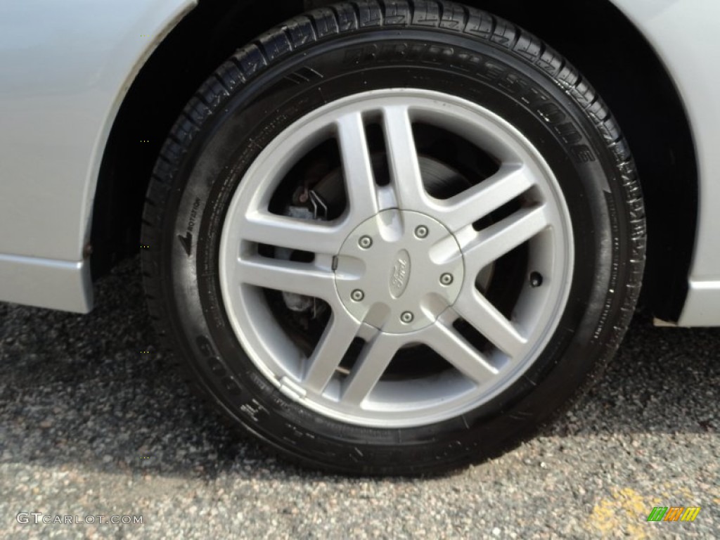2002 Ford Focus SE Sedan Wheel Photo #50539963
