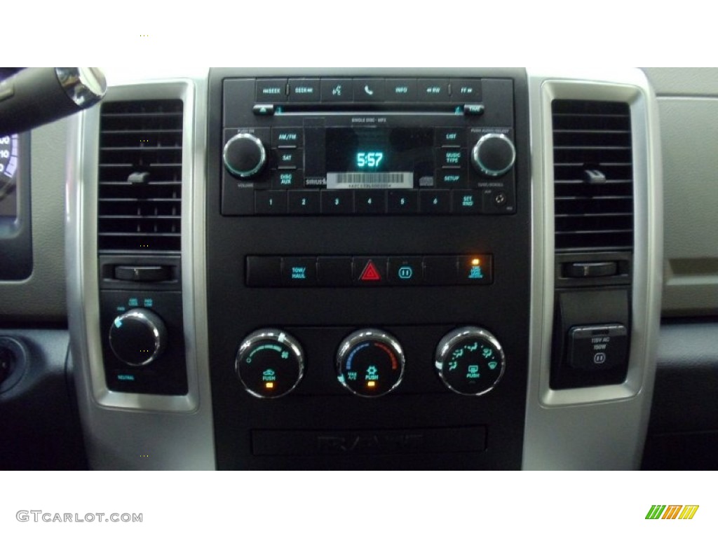 2011 Dodge Ram 2500 HD Big Horn Crew Cab 4x4 Controls Photo #50542083